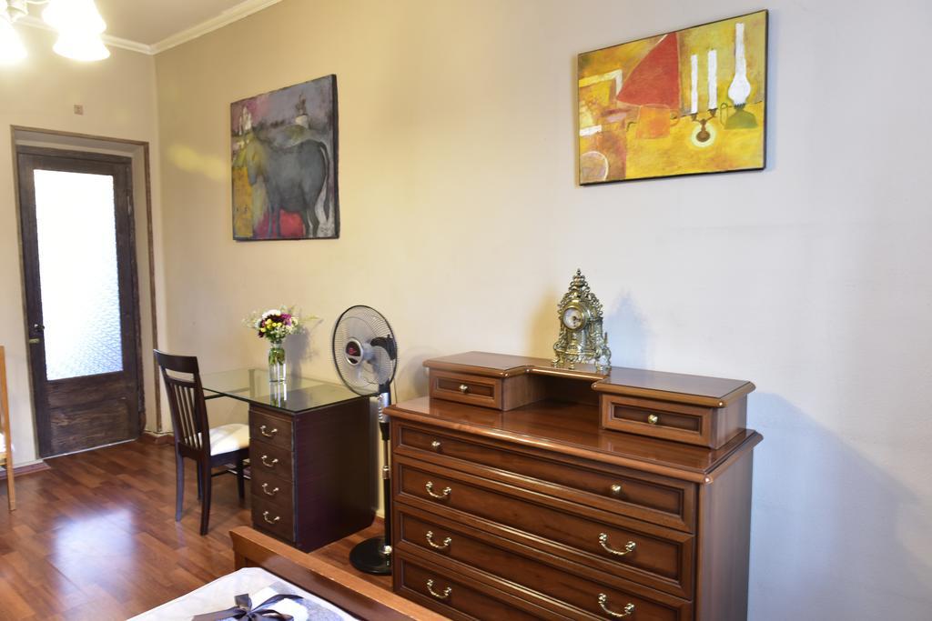 Tbilisi Art Apartment ภายนอก รูปภาพ